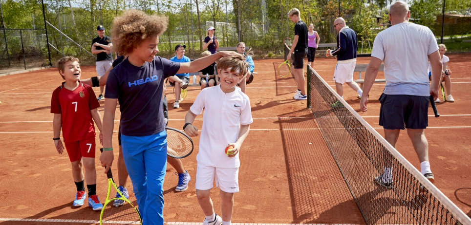 Tennissportens Dag l rdag den 5. maj i Hareskov-V rl se Tennisklub.